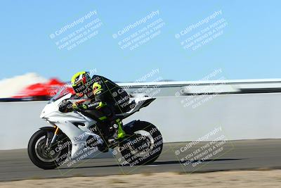 media/Jan-09-2022-SoCal Trackdays (Sun) [[2b1fec8404]]/Front Straight Speed Shots (1pm)/